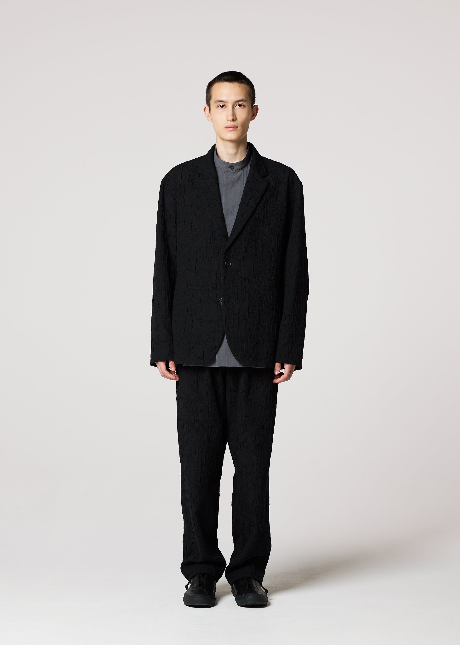 SHRINK JACQUARD – isseymiyake.com