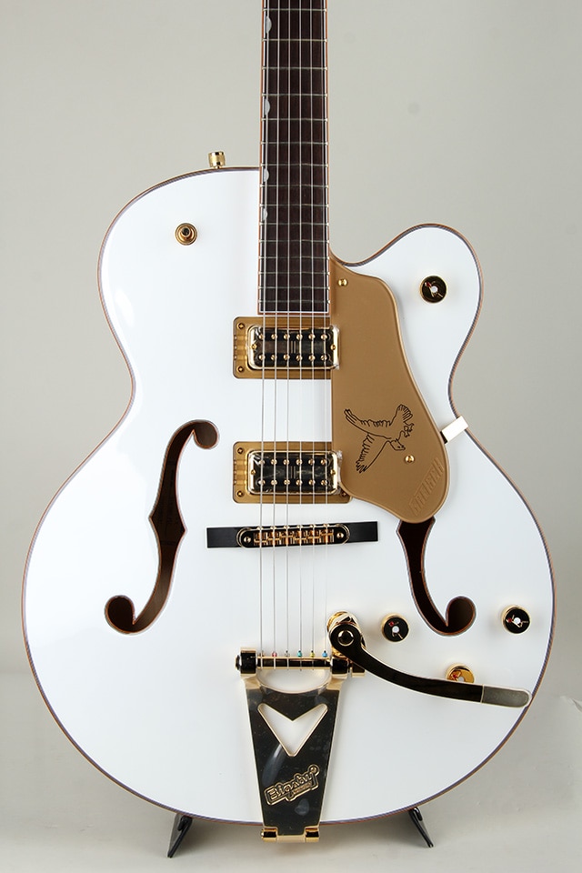 Synchromatic Falcon Hollow Body Single-Cut with Bigsby Ebony