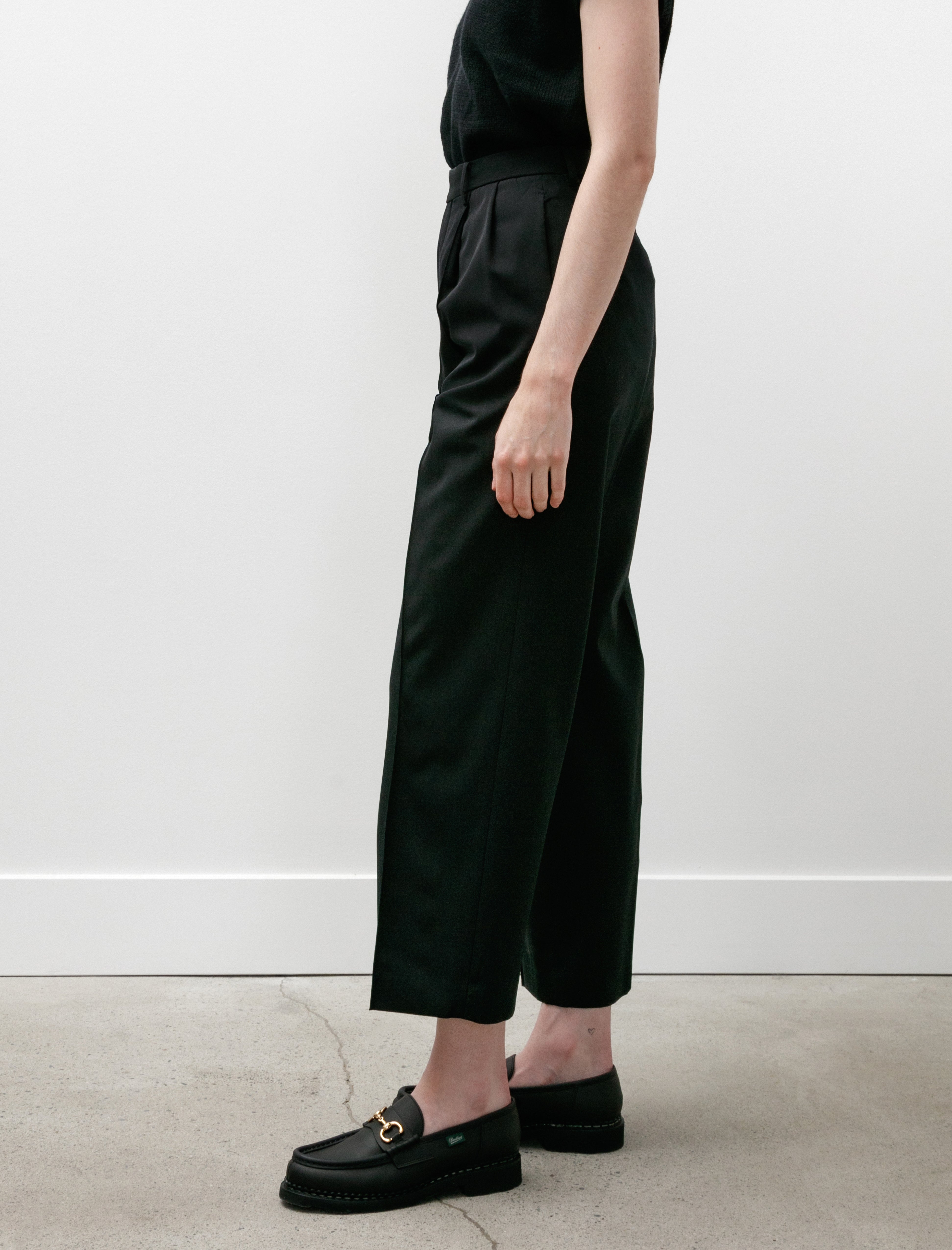 Auralee Light Wool Max Gabardine Slacks Top Black – Neighbour