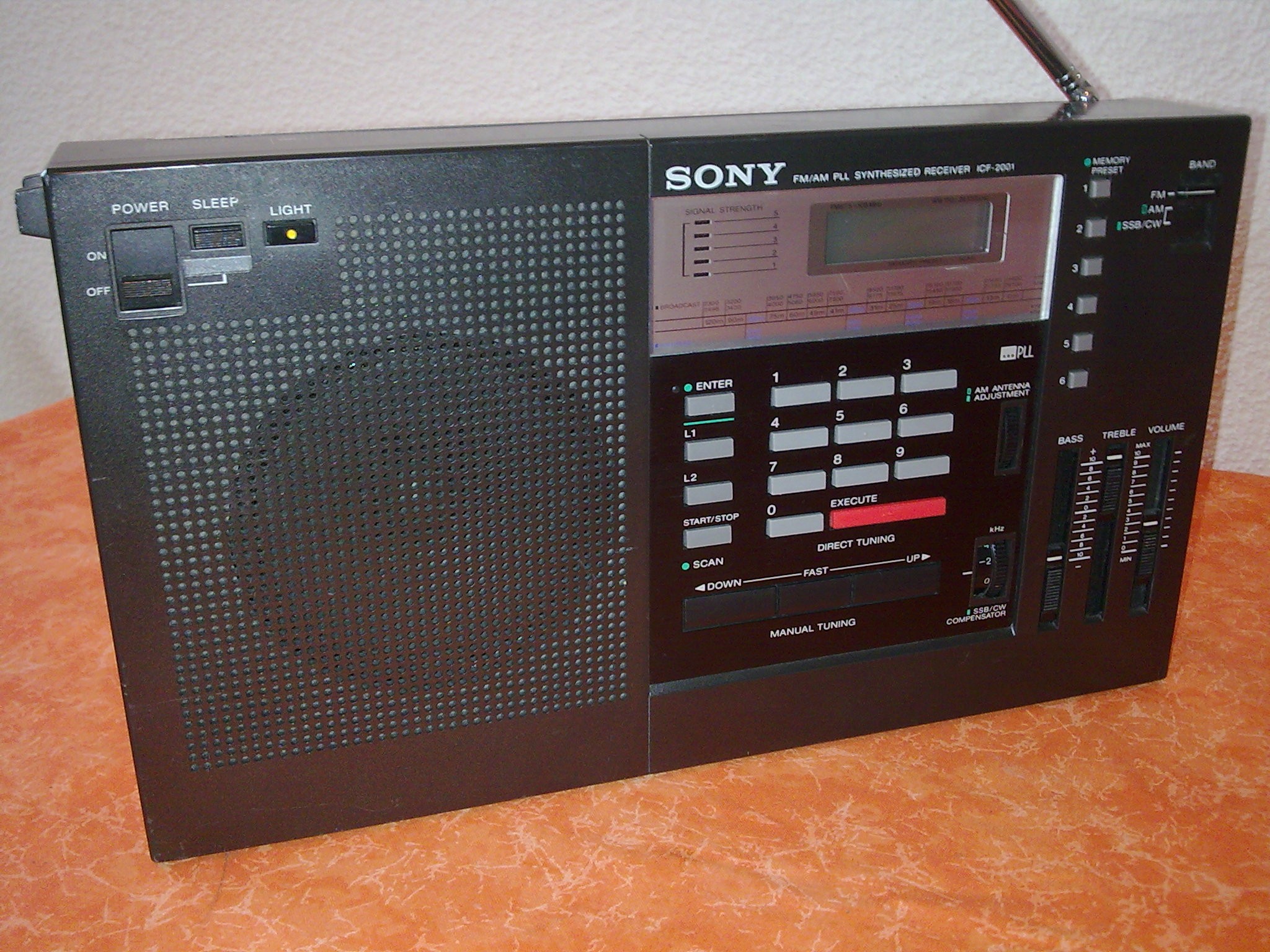 SONY ICF-2001D 動作確認済み Sony ICF-2001D help needed - YouTube