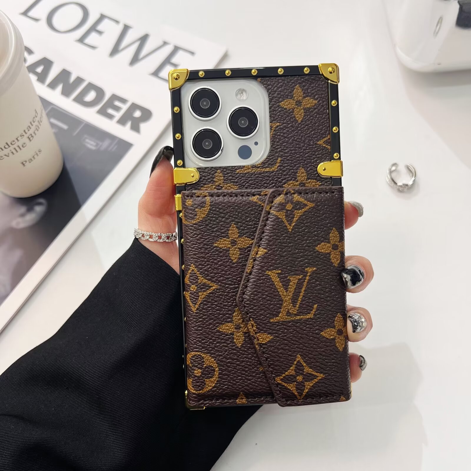 ルイヴィトン iphone17/17airケース ショルダー カード 収納 iphone16