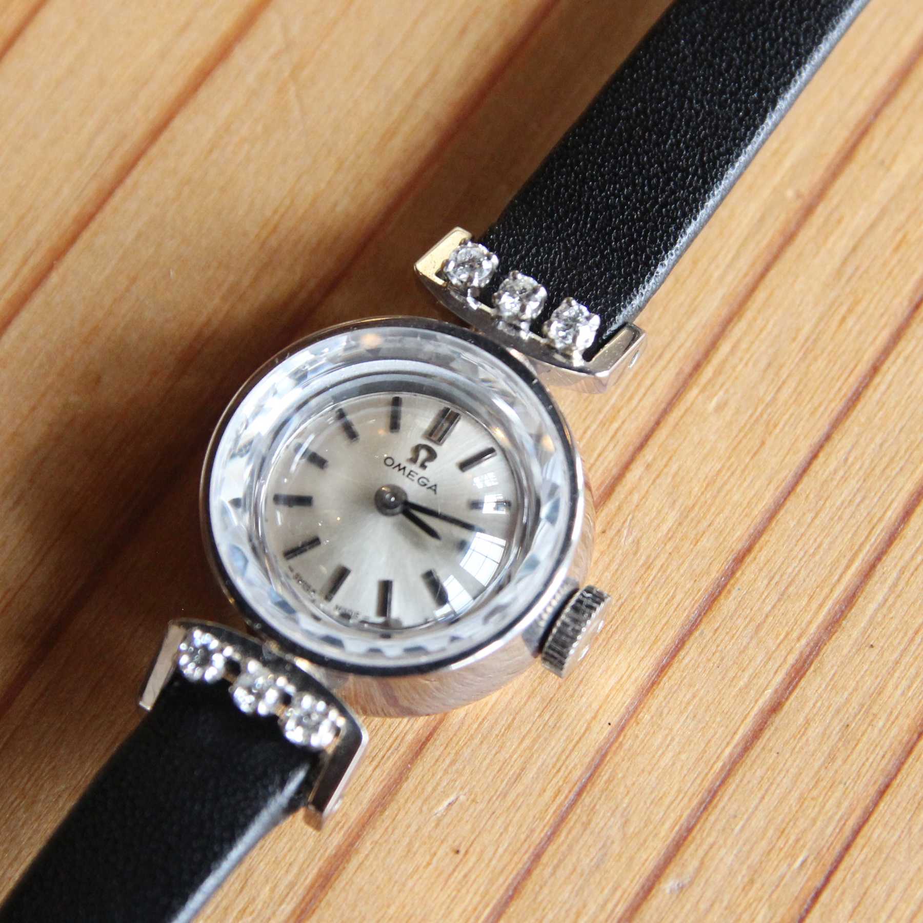 オメガ OMEGA カットガラス 6Pダイヤ 【19】 アンティーク腕時計