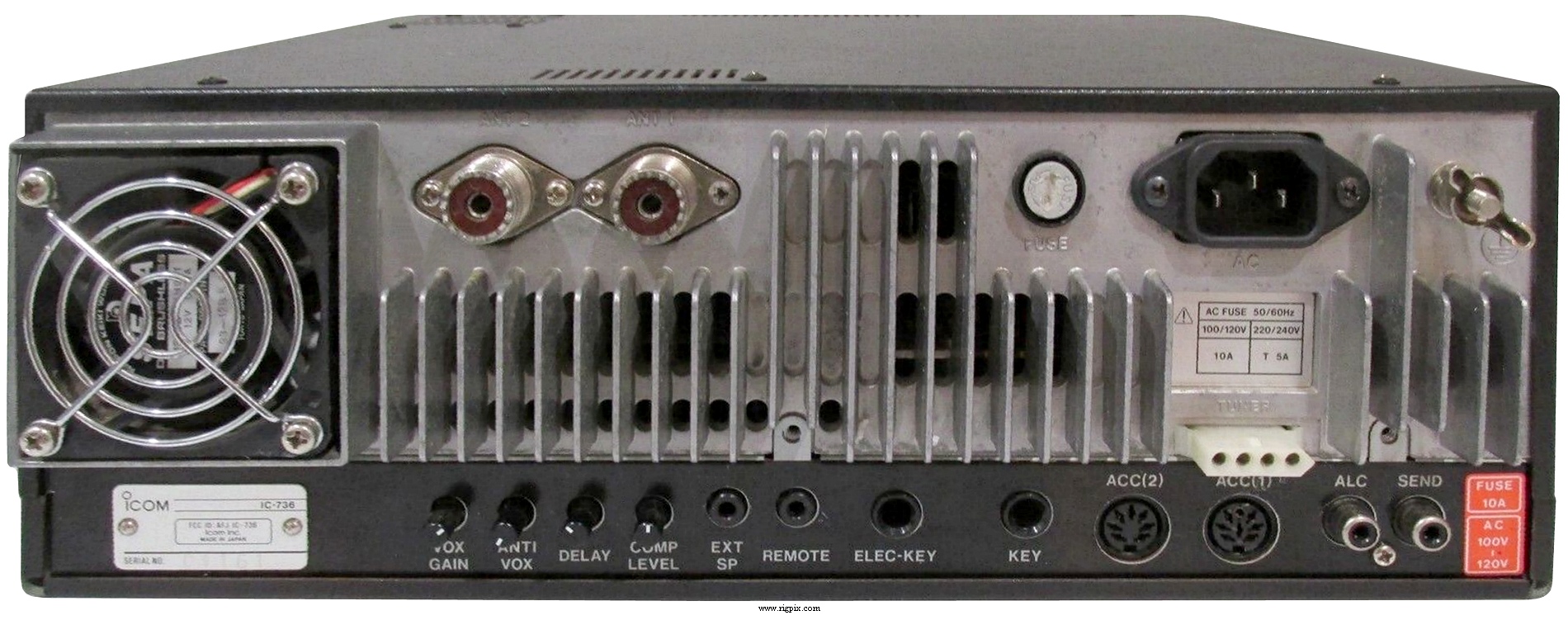 RigPix Database - Icom - IC-736
