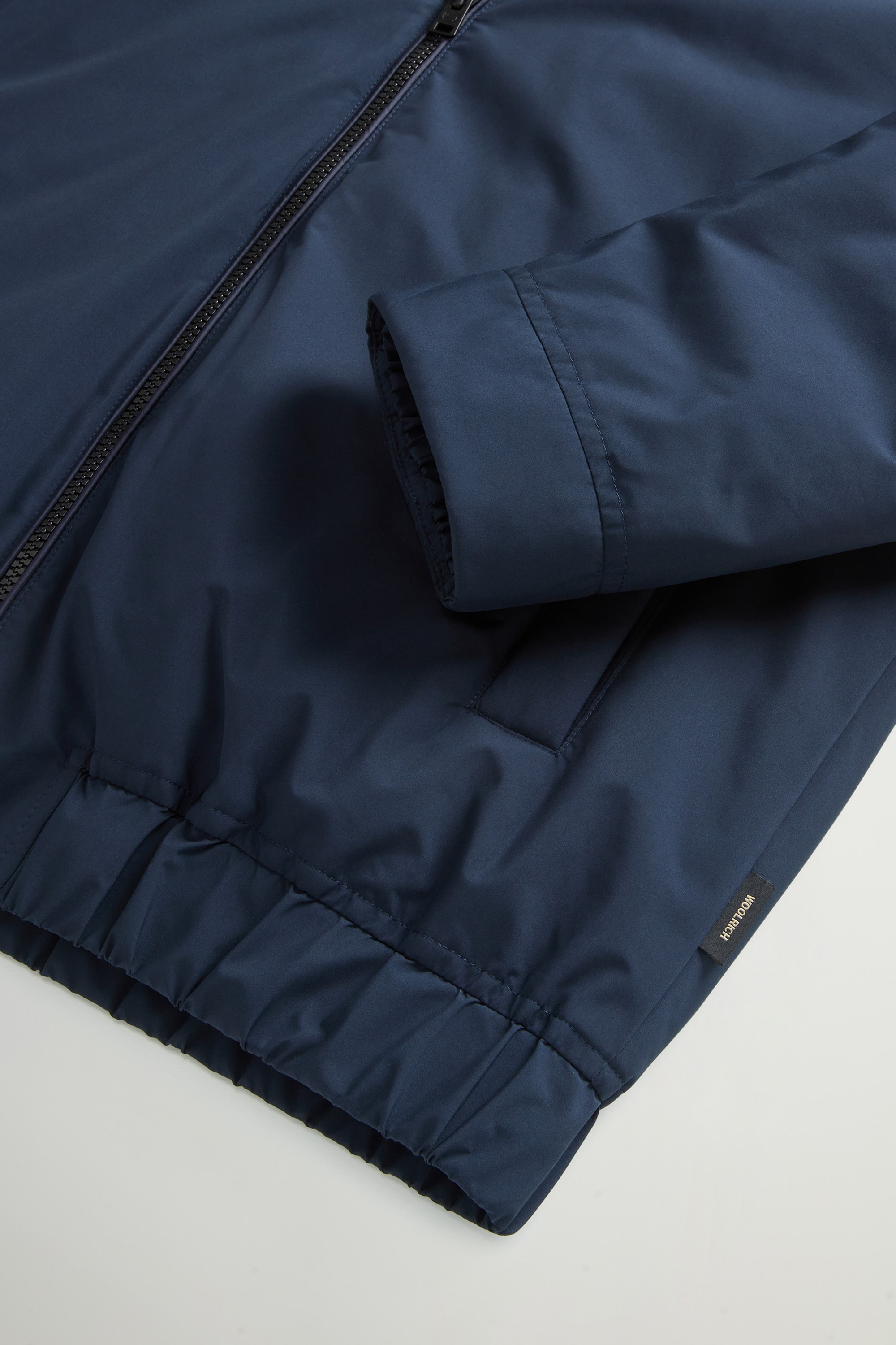 クラウド ルイス ボンバー｜WOOLRICH（ウールリッチ）公式オンラインストア