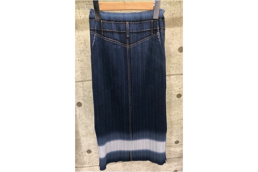 年齢問わず人気のPLEATS PLEASE ISSEY MIYAKE/プリーツプリーズ