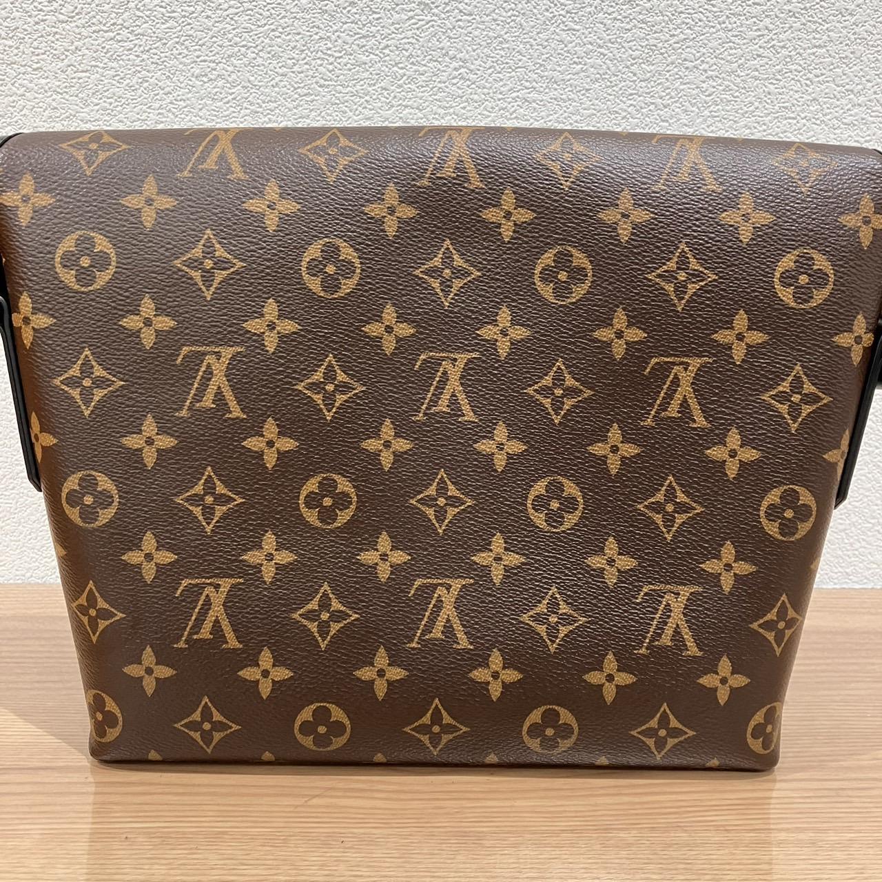 ブランド品高価買取・質のTRIANGLE【ルイヴィトン M45557 モノグラム