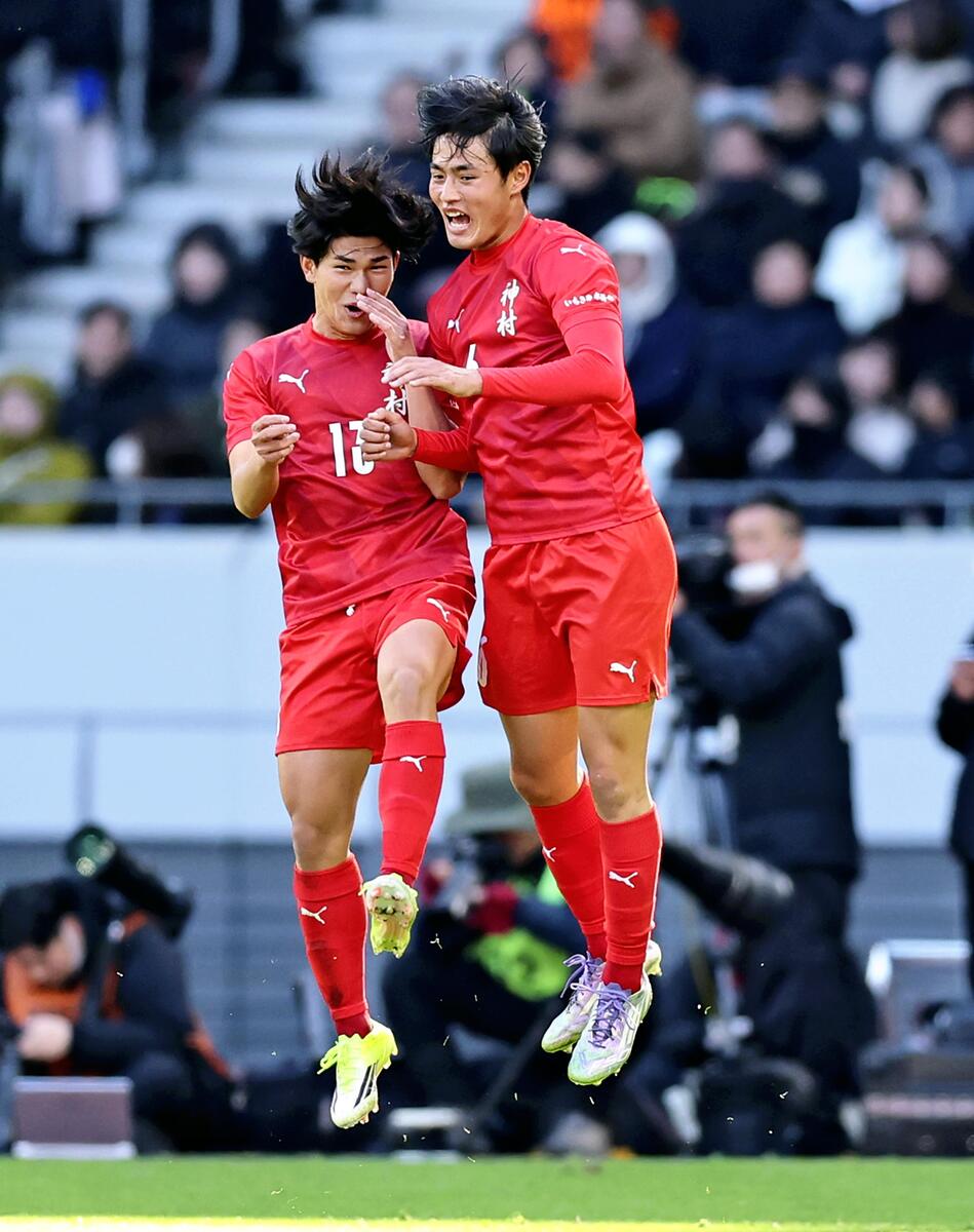高校サッカー初Vの神村学園、「全員が主役級に」…6万人超の観客前に