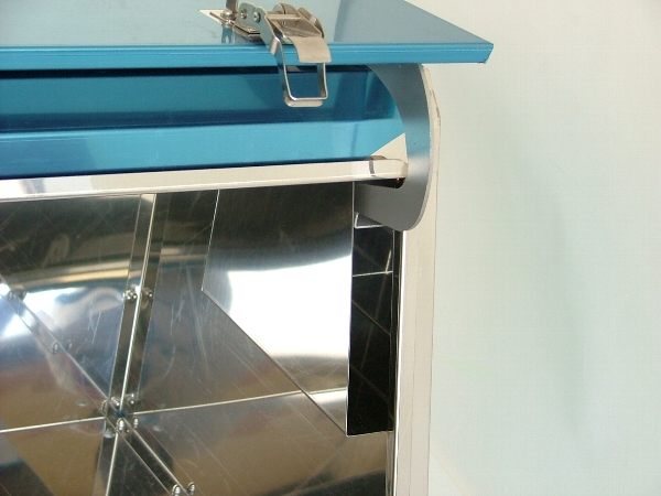 ステンレス工具箱 スイング型 750×460×447mm - トラックボディパーツ