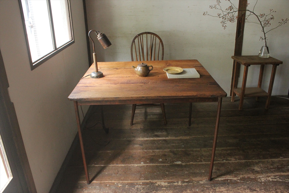 Soldの古家具 | テーブル・机 | やっほ | 京都・出町柳