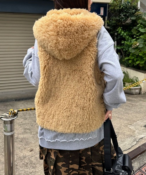 CIAOPANIC（チャオパニック） ベスト ジレ フード付きリボンファー