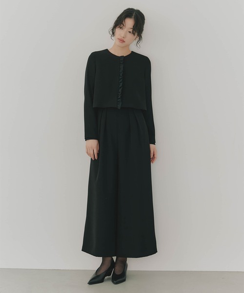 kaene（カエン） セットアップ カーブネックオールインワン「ブラック