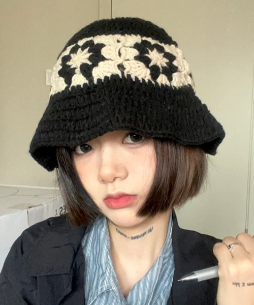 MGV（エムジーヴィー） 帽子 ハット クロシェフラワーデザインニット