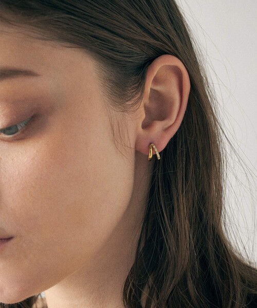 ete（エテ） ピアス ビジュー ダブルライン ピアス レディース