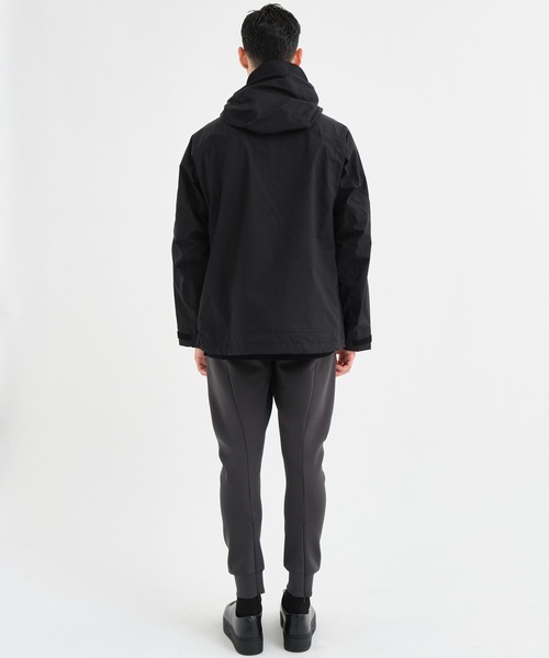 WHITE MOUNTAINEERING（ホワイトマウンテニアリング） パーカー