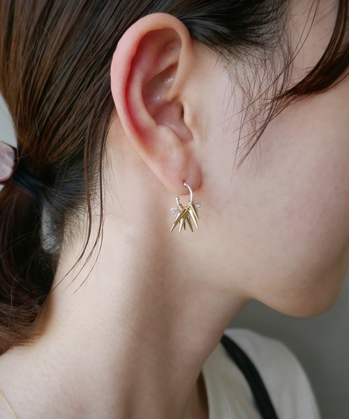 e.m.（イーエム） ピアス SILVER925ジルコニア×スタッズピアス S