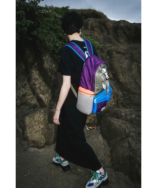 OMMO（オーエムエムオー） デイバック リュック MULTI POCKET BACK