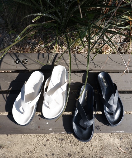 CAMINANDO（カミナンド） サンダル THONG SLIDES トングスライド