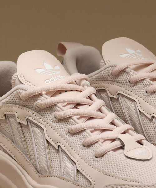 adidas（アディダス） スニーカー adidas OZGAIA W / アディダス