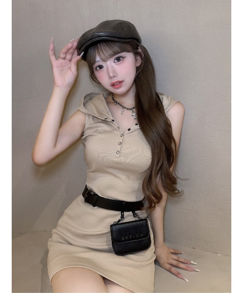 Darich（ダーリッチ） ワンピース ヘンリーネックフードミニワンピース