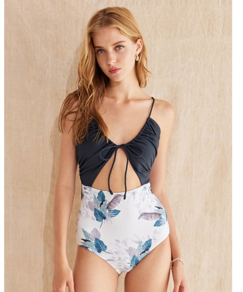 ALEXIA STAM☆アリシアスタンワンピース 完売 水着 alexia stam 今期