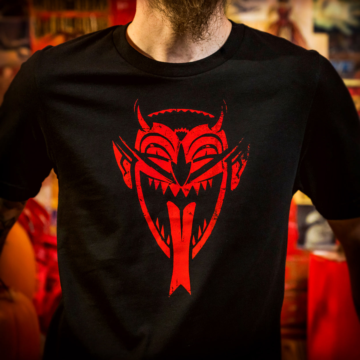 Dirty Devil's Peepshow Unisex Tee – Zombo's Emporium