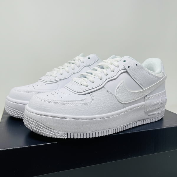 Qoo10] NIKE エアフォース1 シャドウ 白 ホワイト