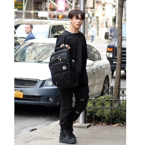 Qoo10] カーハート [CARHARTT]BTS ジョングク