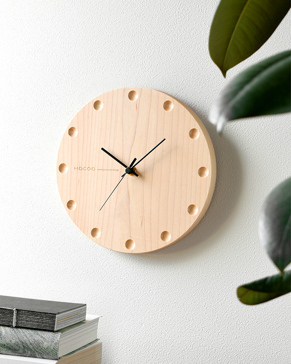 Wall Clock」置き・壁掛けができる一枚板の木製時計 / 欧米風デザイン