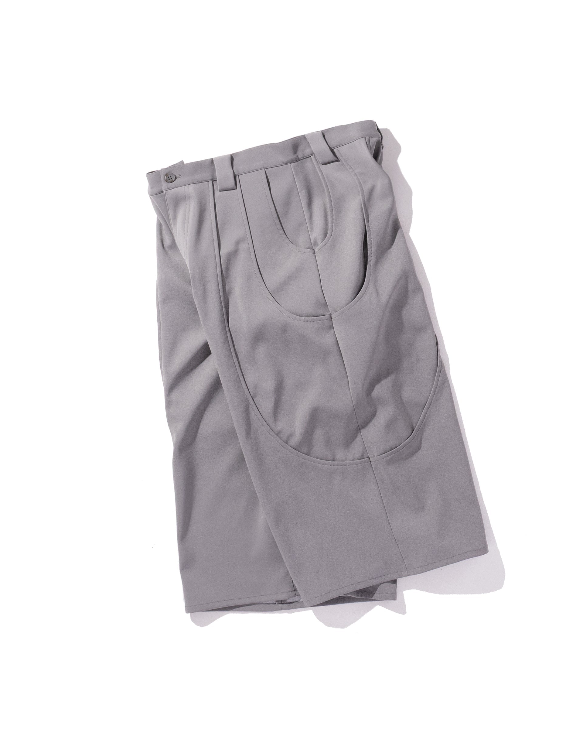 TUCK WIDE SHORTS – GOAT ESSENCE