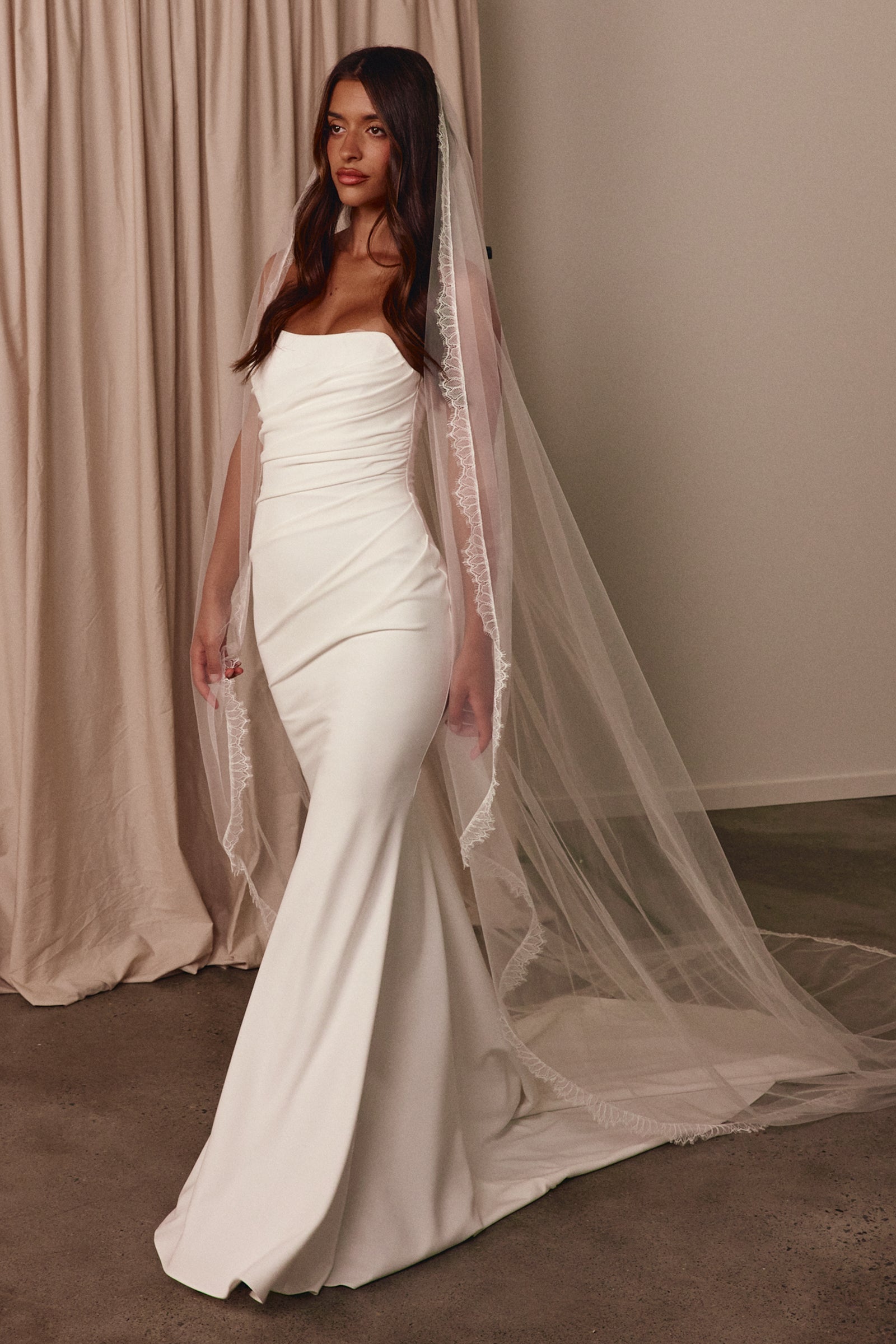 Lumi Veil | Ivory Lace Veil – Grace Loves Lace US