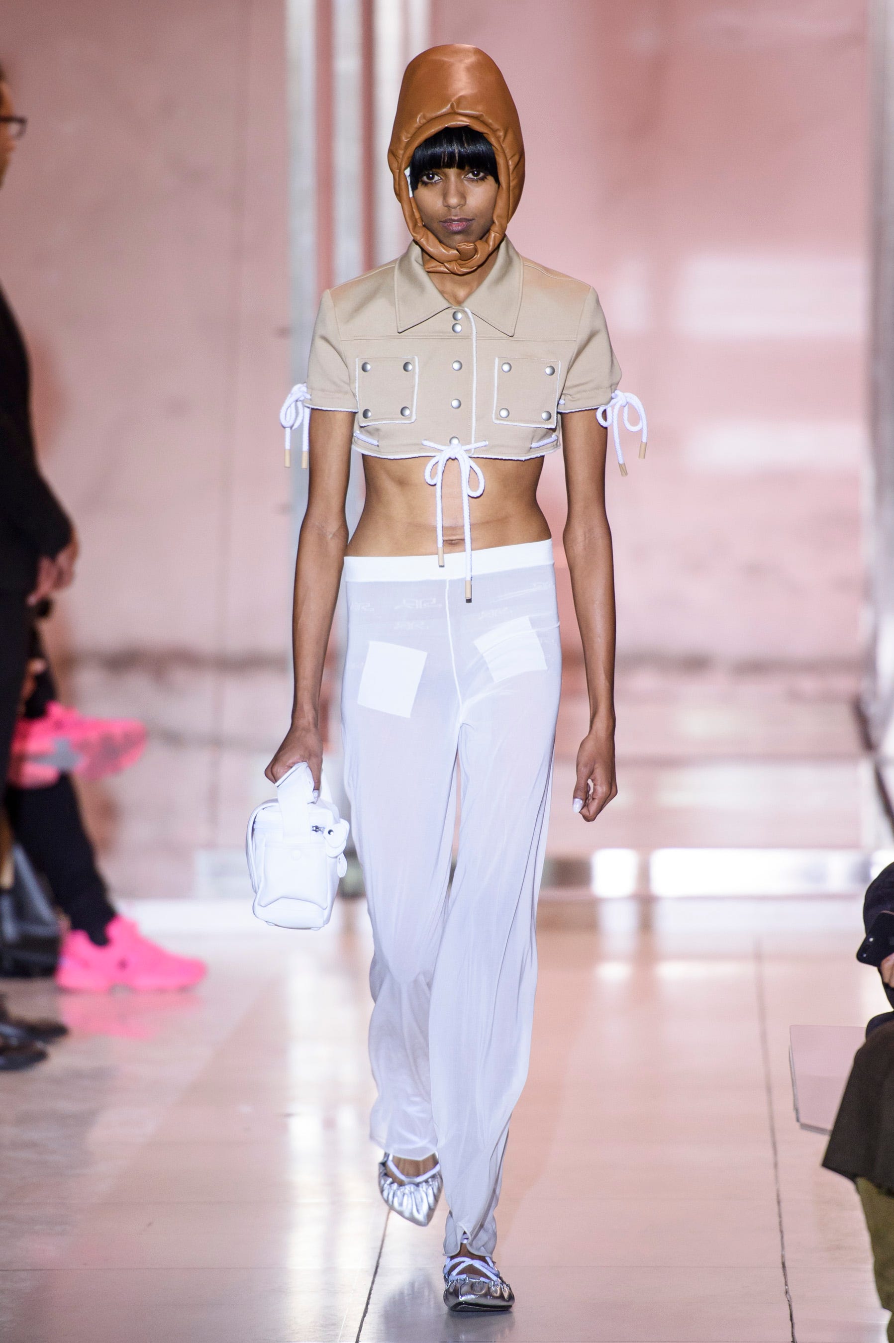 COURREGES（クレージュ）｜2019春夏NY、ロンドン、ミラノ、パリ