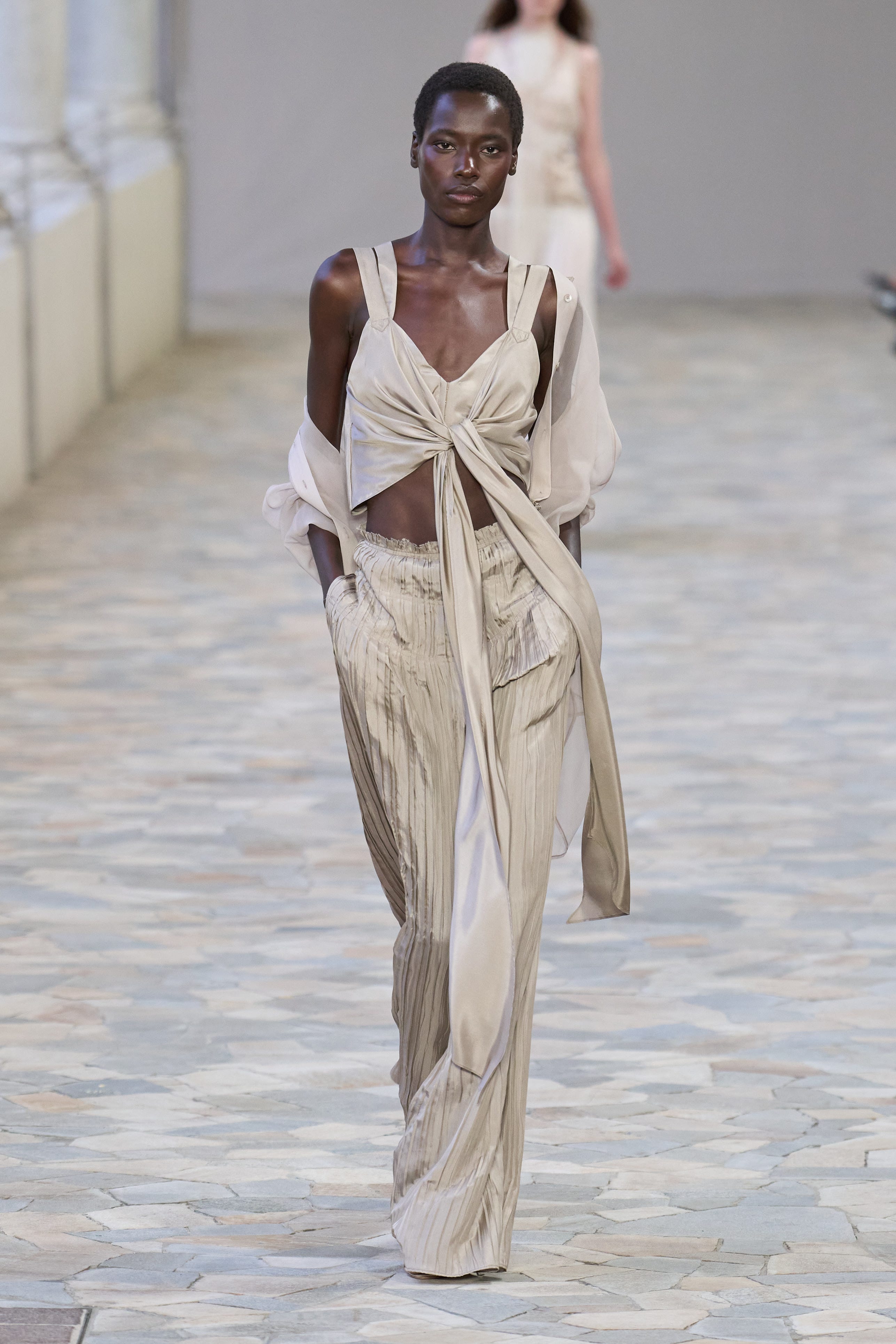 アルベルタ フェレッティ（ALBERTA FERRETTI）」2025春夏コレクション