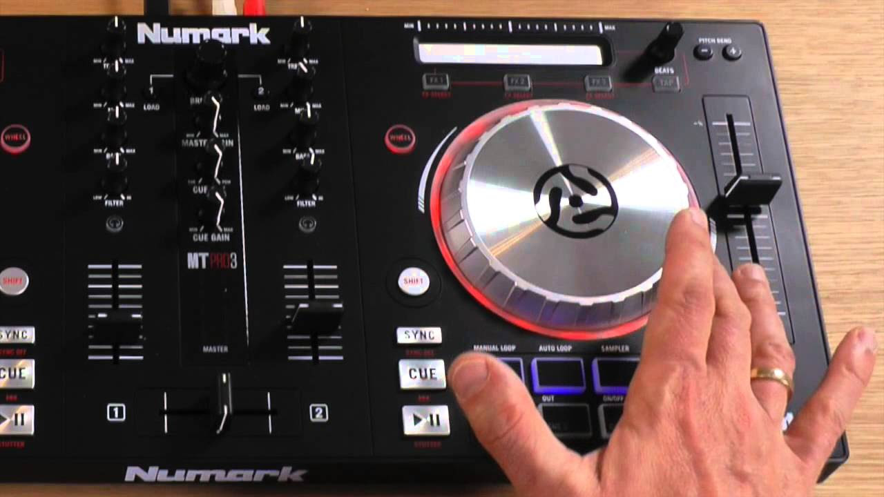 Numark MTPRO3 つまみカバー2箇所不足 Numark MTPRO3 つまみカバー2