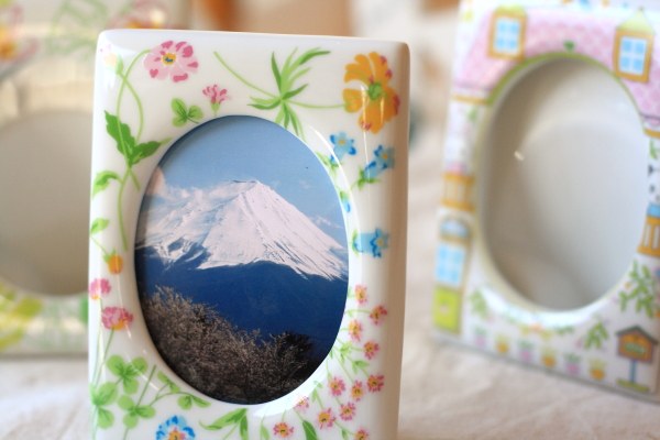 楽天市場】かわいい陶器製写真立て Lサイズ 日本製 瀬戸焼 デジタルも