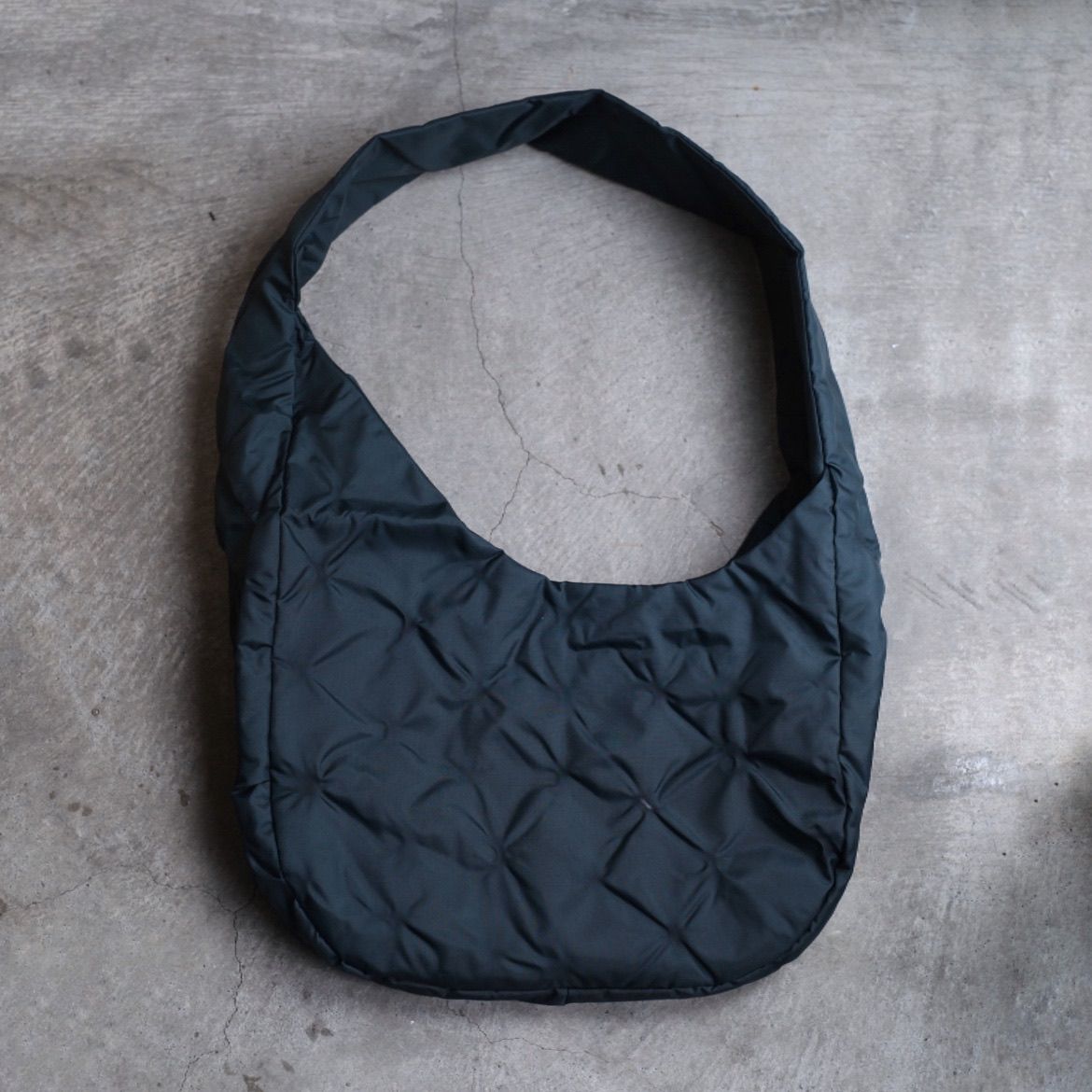 ryaw - 【再販売通知受付可能】All Leaf Vein Bag(NYLON) | ACRMTSM