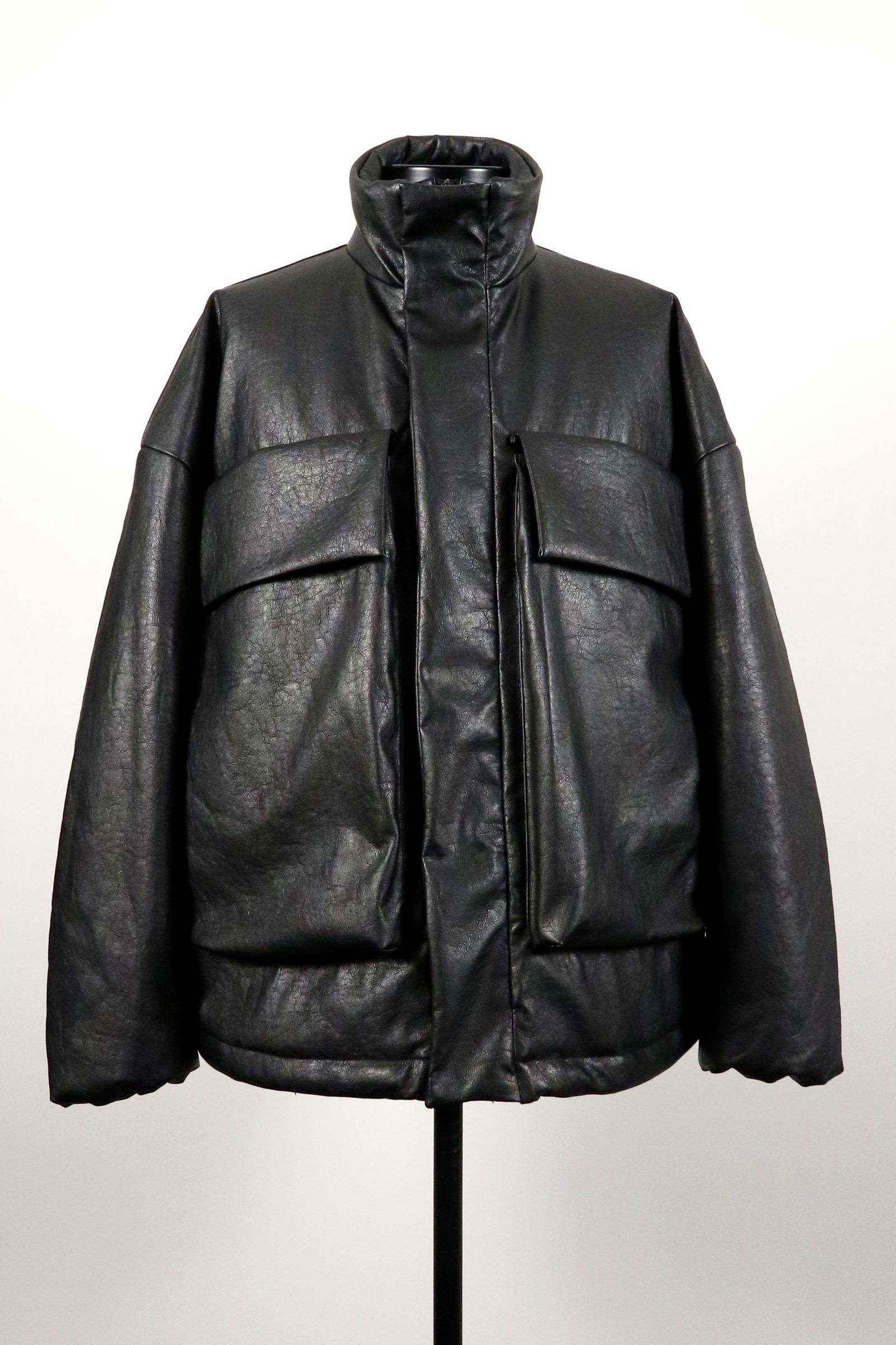 N.HOOLYWOODのアイテムを着用にてご紹介、冬はやっぱりプリマロフトを
