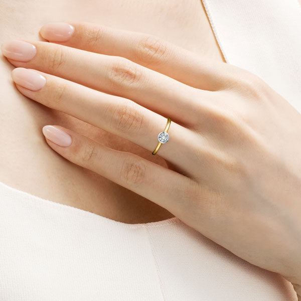PT950/K18YG トート ベゼル コンビネーション リング 0.3ct｜婚約指輪