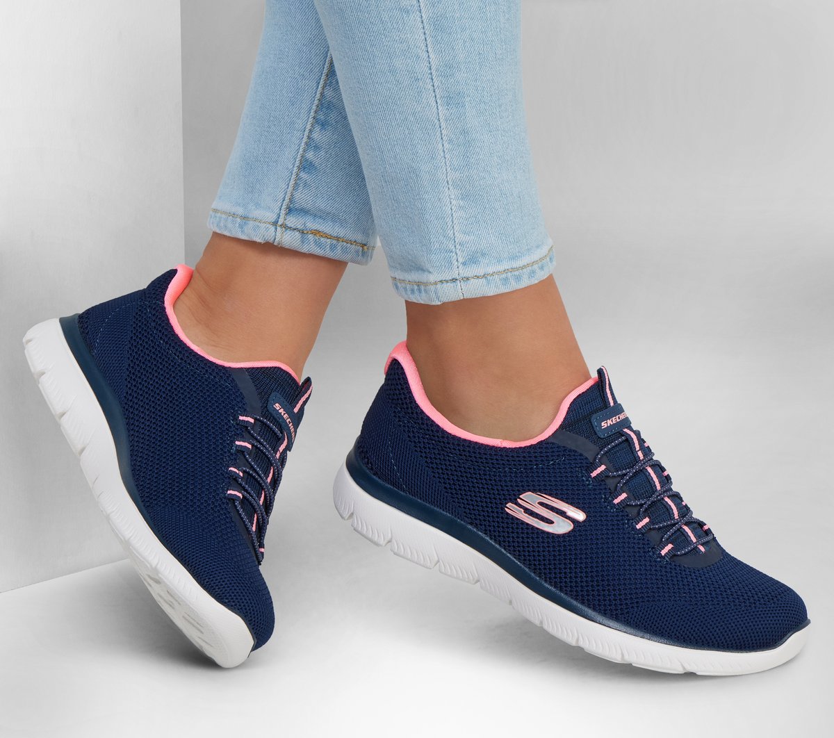 スケッチャーズ サミッツ - クール クラシック | SKECHERS JP