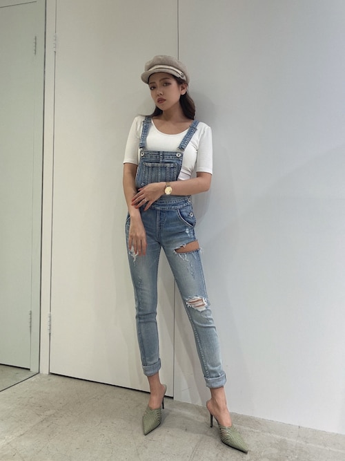GYDA（ジェイダ）の「SIDE RIPPEDスキニーデニムサロペ（サロペット
