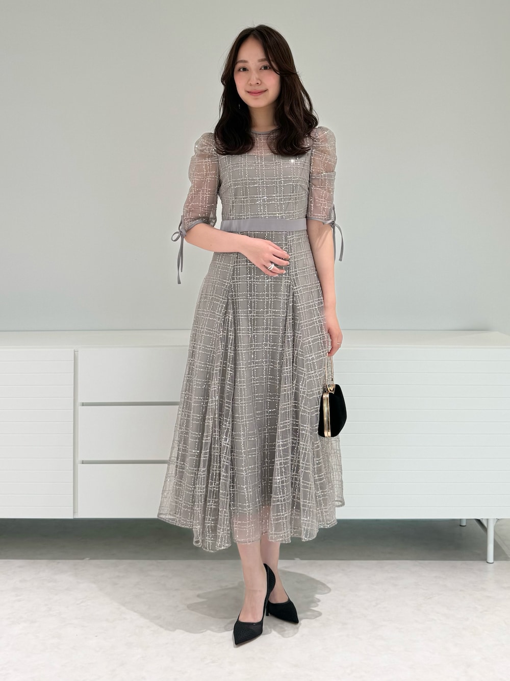 LEJA】チェック刺繍スパンコールチュール素材袖リボンパフスリーブ