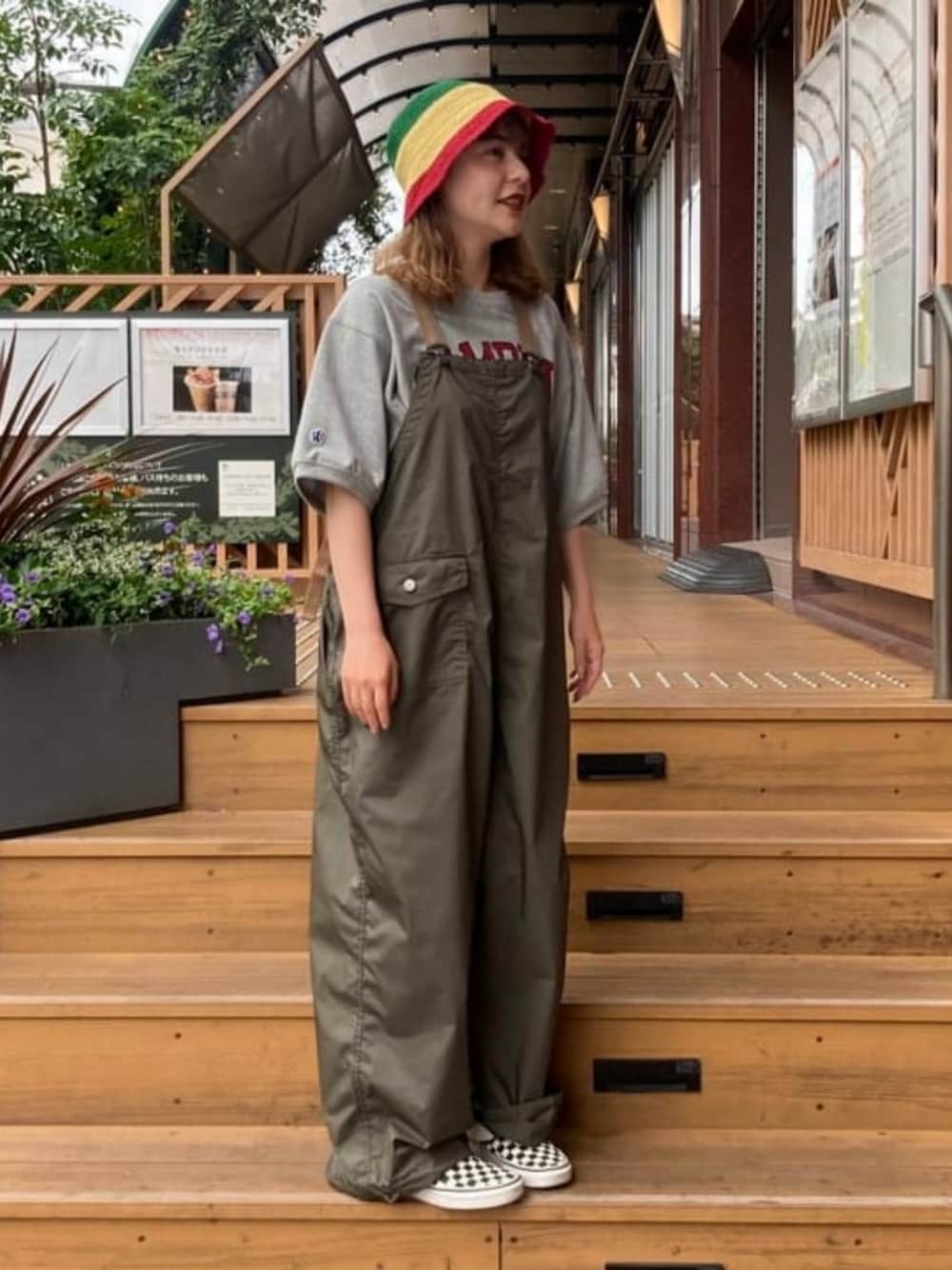 BEAMS BOY(BEAMS WOMEN)｜BEAMS BOYのサロペット/オーバーオールを使っ