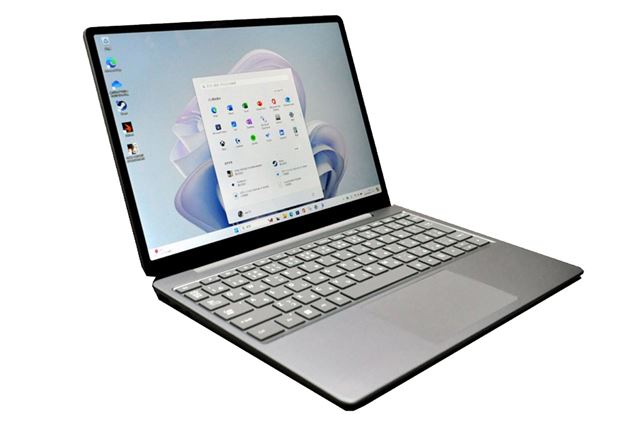 マイクロソフト Surface Laptop Go 3 XJB-00004 [プラチナ] 価格比較
