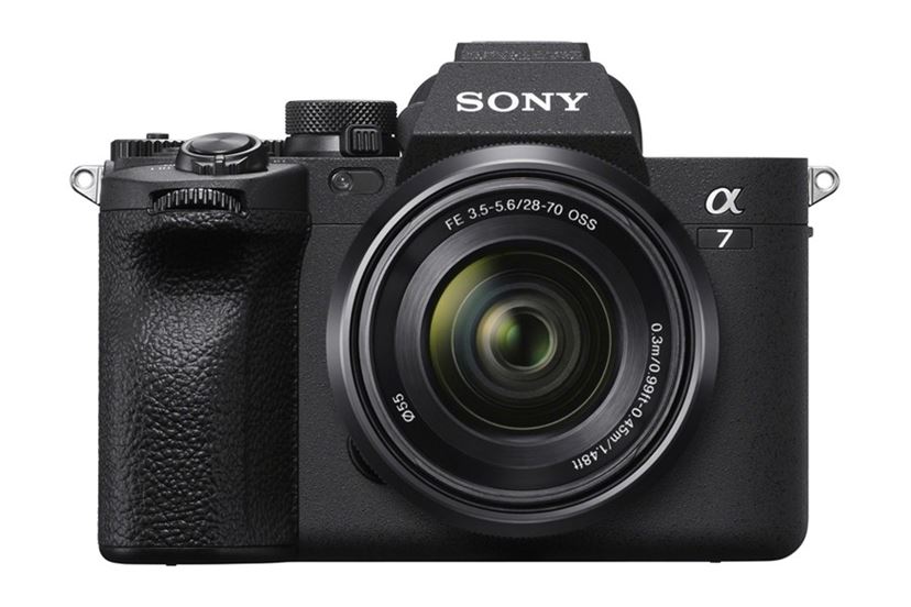 注目度大のフルサイズミラーレス「α7 IV」が海外で発表。国内発売は