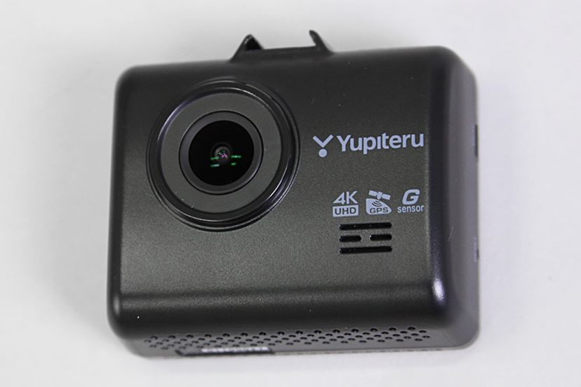高精細な4K画質で撮影できる！ユピテル「Y-4K」2カメラドライブ