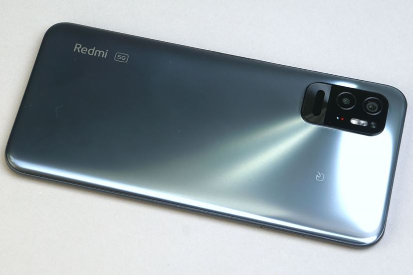 防水・FeliCa付き、90Hz対応6.5インチ大画面搭載で3万円台。シャオミ