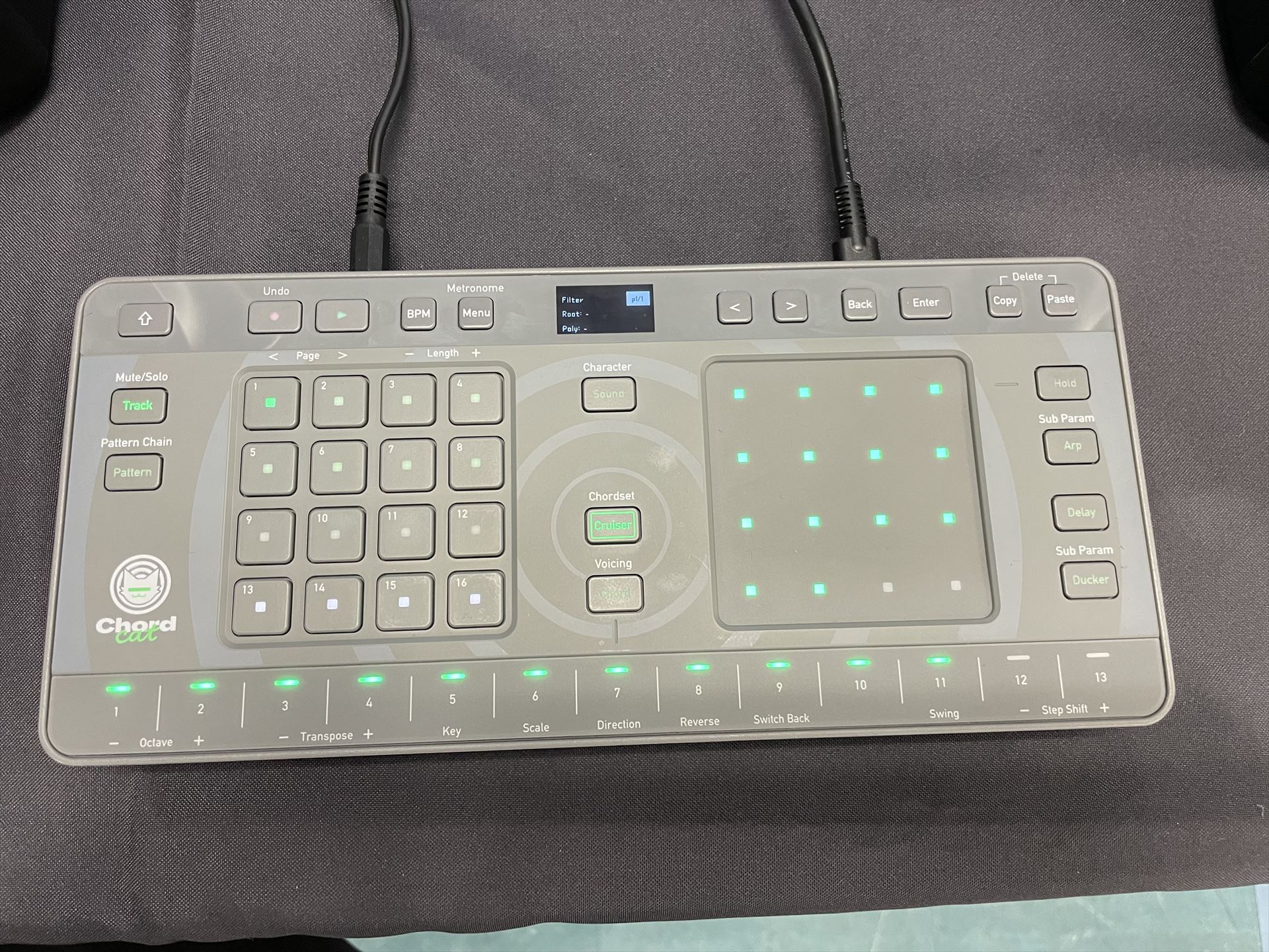 AlphaTheta Chordcat | コードレコメンド機能搭載のグルーブボックス