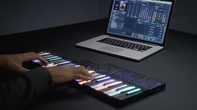 ROLI LUMI | カラフルに光るポリフォニックアフタータッチ対応のMIDI