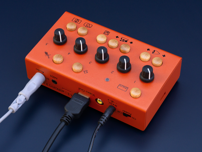 Critter & Guitari : EYESY | 音楽から映像を生成するビデオ