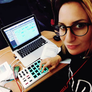 ESI Xjam | コンパクトな USB MIDI パッドコントローラー | Digiland