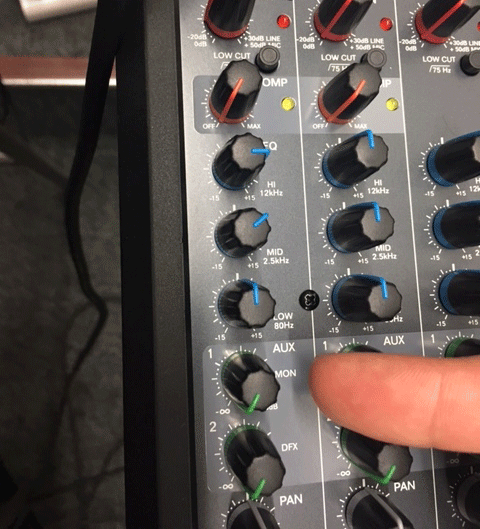 驚き価格のPAセット！その実力とは‥Alesis PA System in a Box Bundle